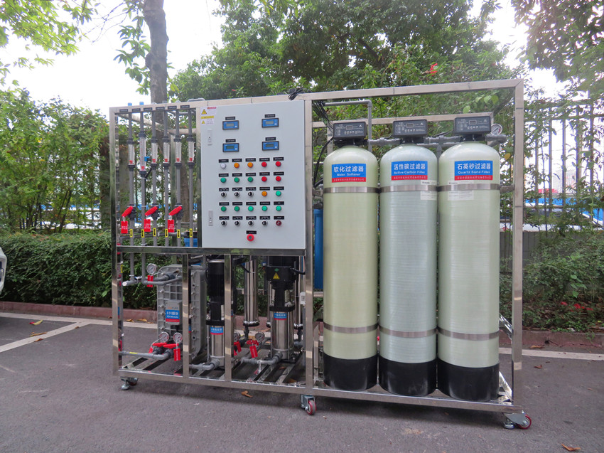 高純水制取_每小時500kg 15兆歐二級RO+EDI超純水系統(tǒng)